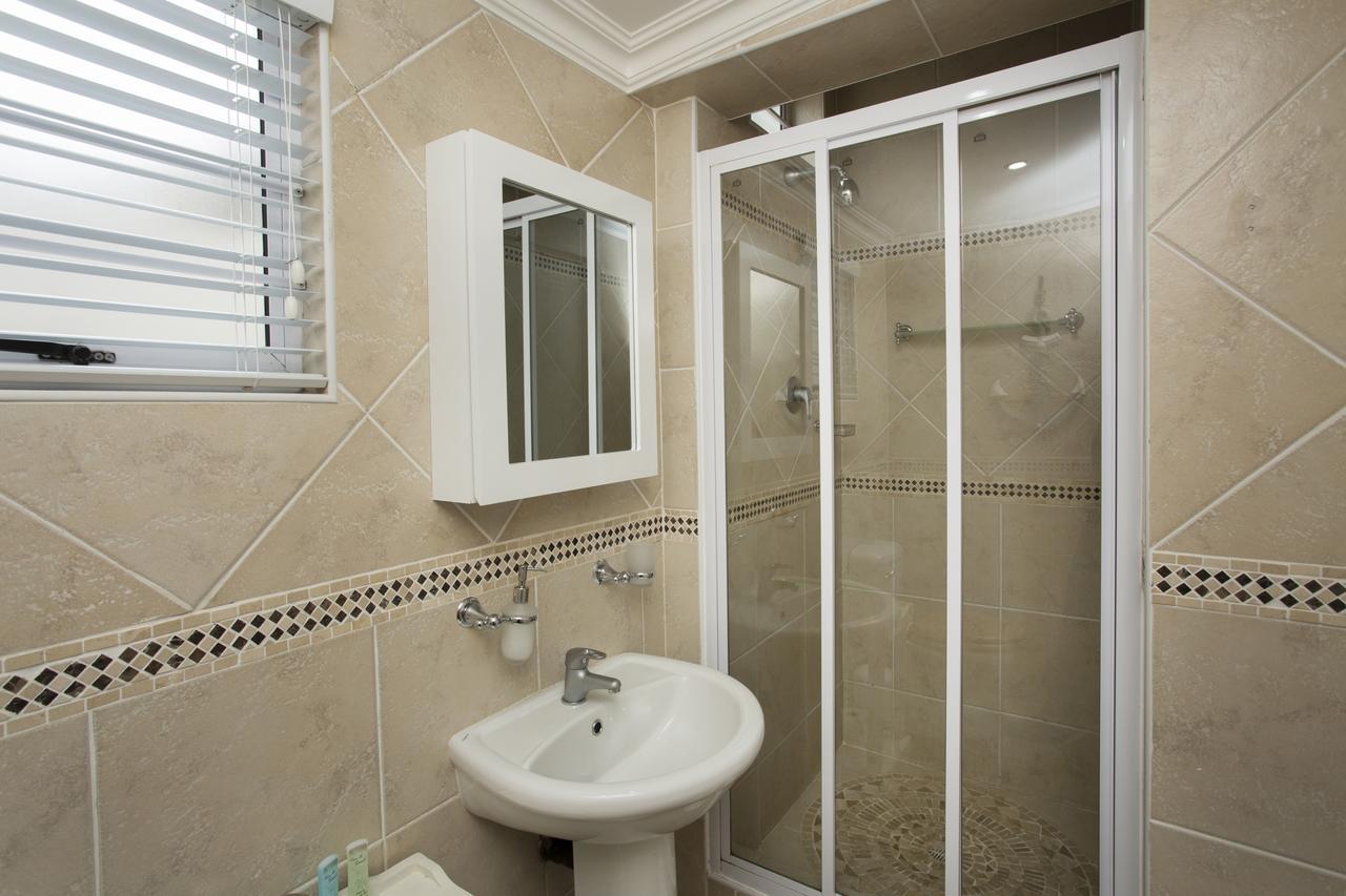 Ocean Hideaway Bed And Breakfast Amanzimtoti Exterior foto